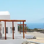 Aeron Villa