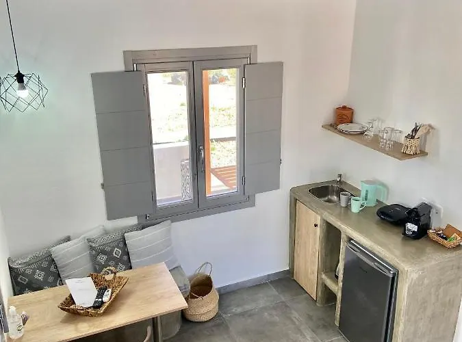 Aeron Villa Éxo Goniá